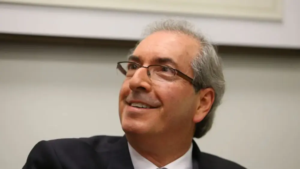 Cunha nega irregularidades em emendas e alega 'legítima interlocução