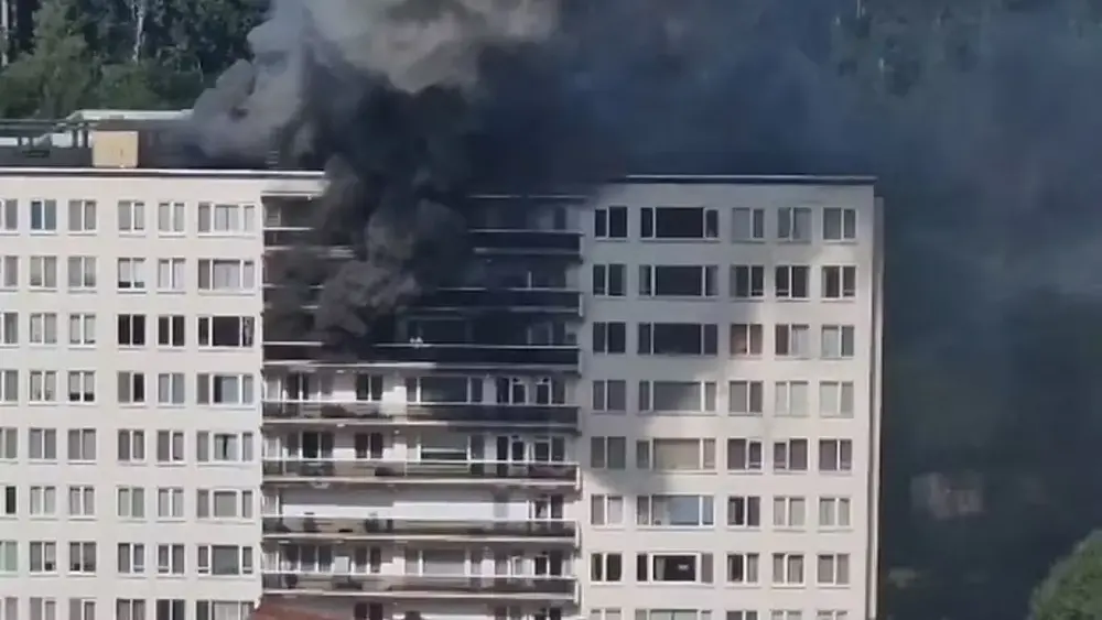 Incêndio na Bélgica deixa mortos e feridos em prédio