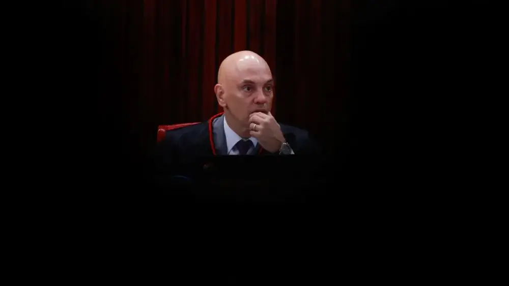 Itália nega extradição de Zambelli e gera nova crise a Moraes