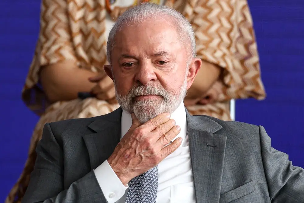 Lula nega ajuda federal e fecha portas para resgate do BRB