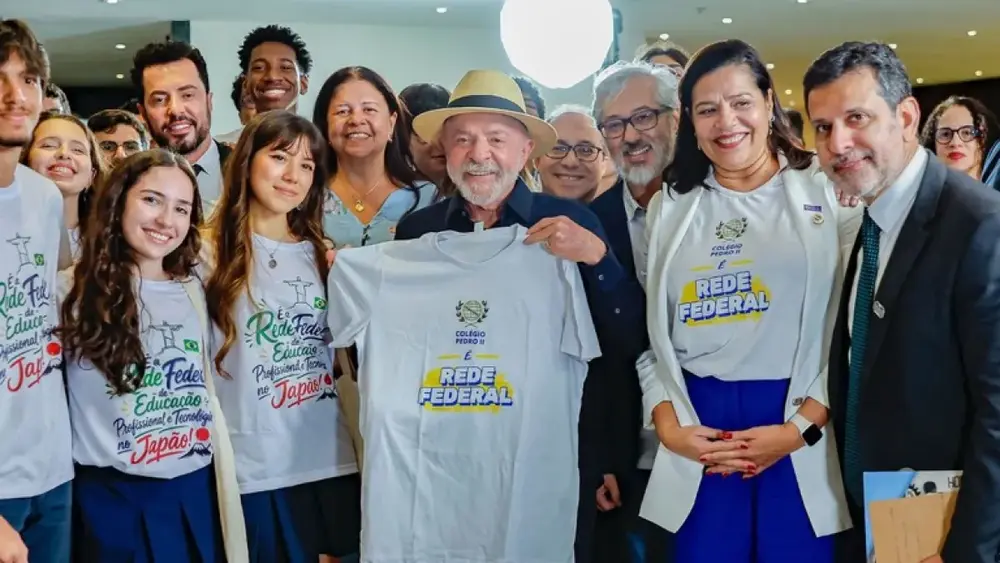 Lula premia 682 alunos na Olimpíada de Matemática no Rio