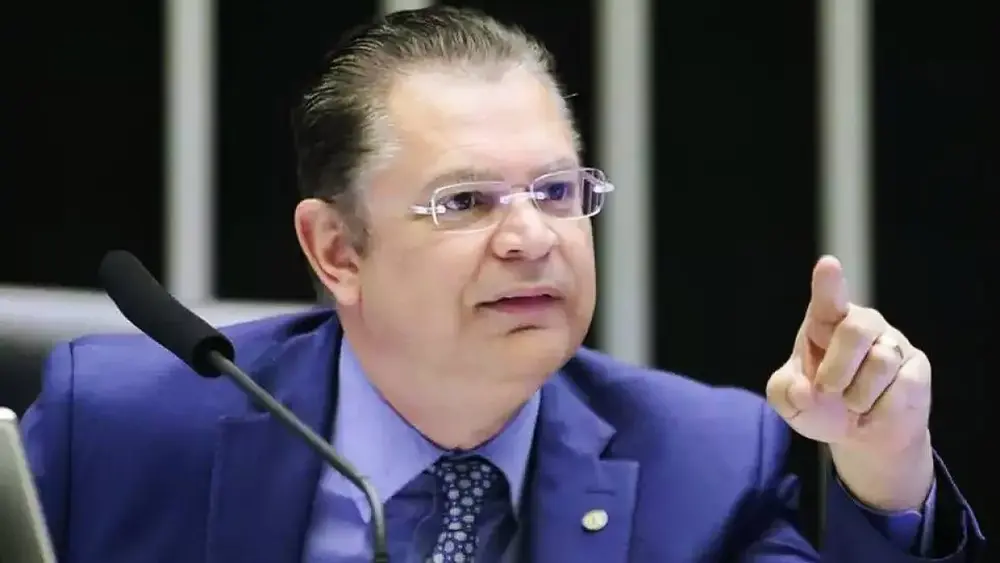 PF mira entorno de Sóstenes em nova fase da Operação Rent a Car