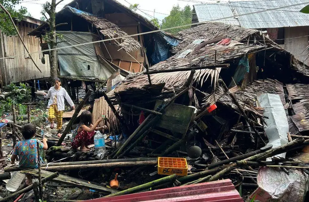Terremoto de 7,8 atinge Filipinas e gera alerta de tsunami
