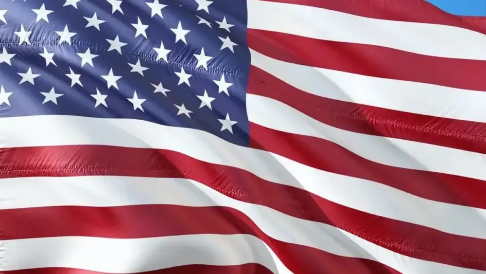 Vendas no varejo dos EUA caem 0,6% em julho